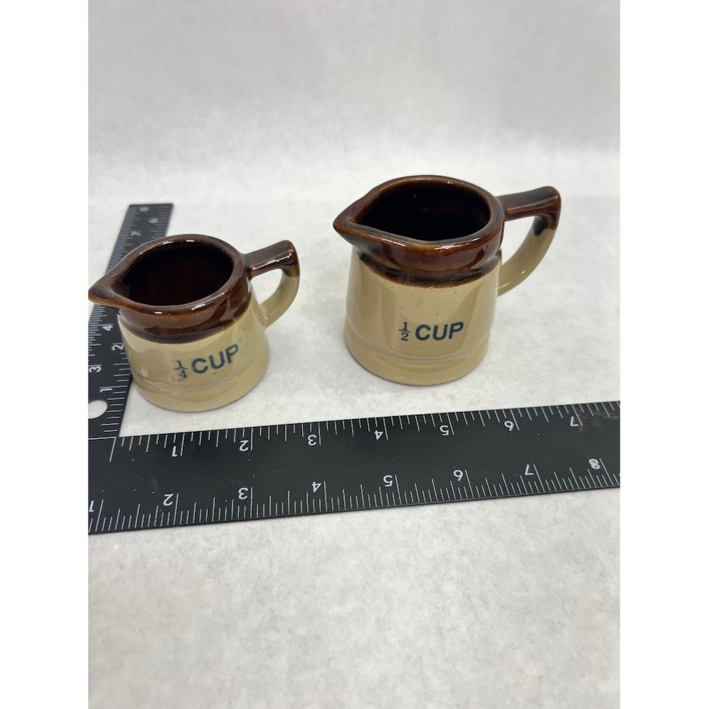 Vintage Stoneware Measuring Pitchers Set 1/2 and 1/4 Cup Two Tone Brown Ceramic - Picture 3 of 3